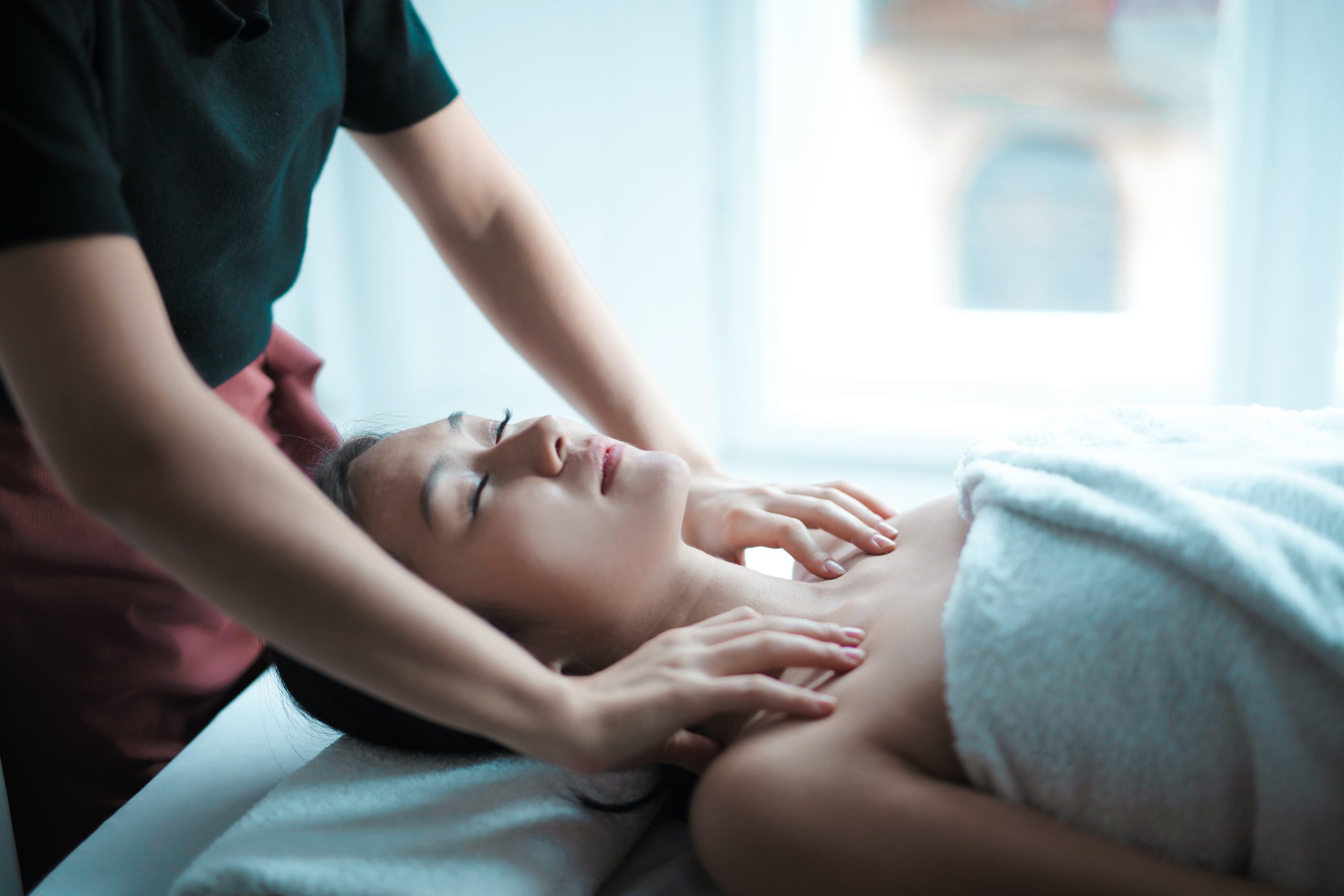 Top Benefits of Sports Massage for Non Athletes 11 Massage Therapy at Home: Unwind and Relax in the Comfort of Your Own Space - Speedy Sticks | Mobile Lab Services